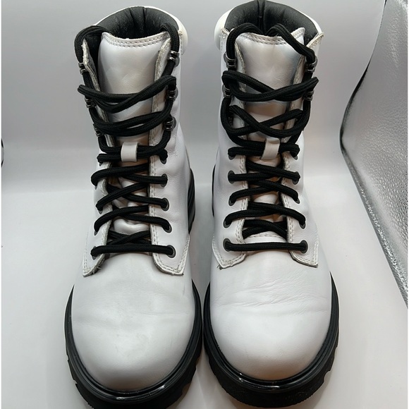 Sorel Women’s Lennox Leather Lace Boots size 9 NWB - Picture 1 of 13